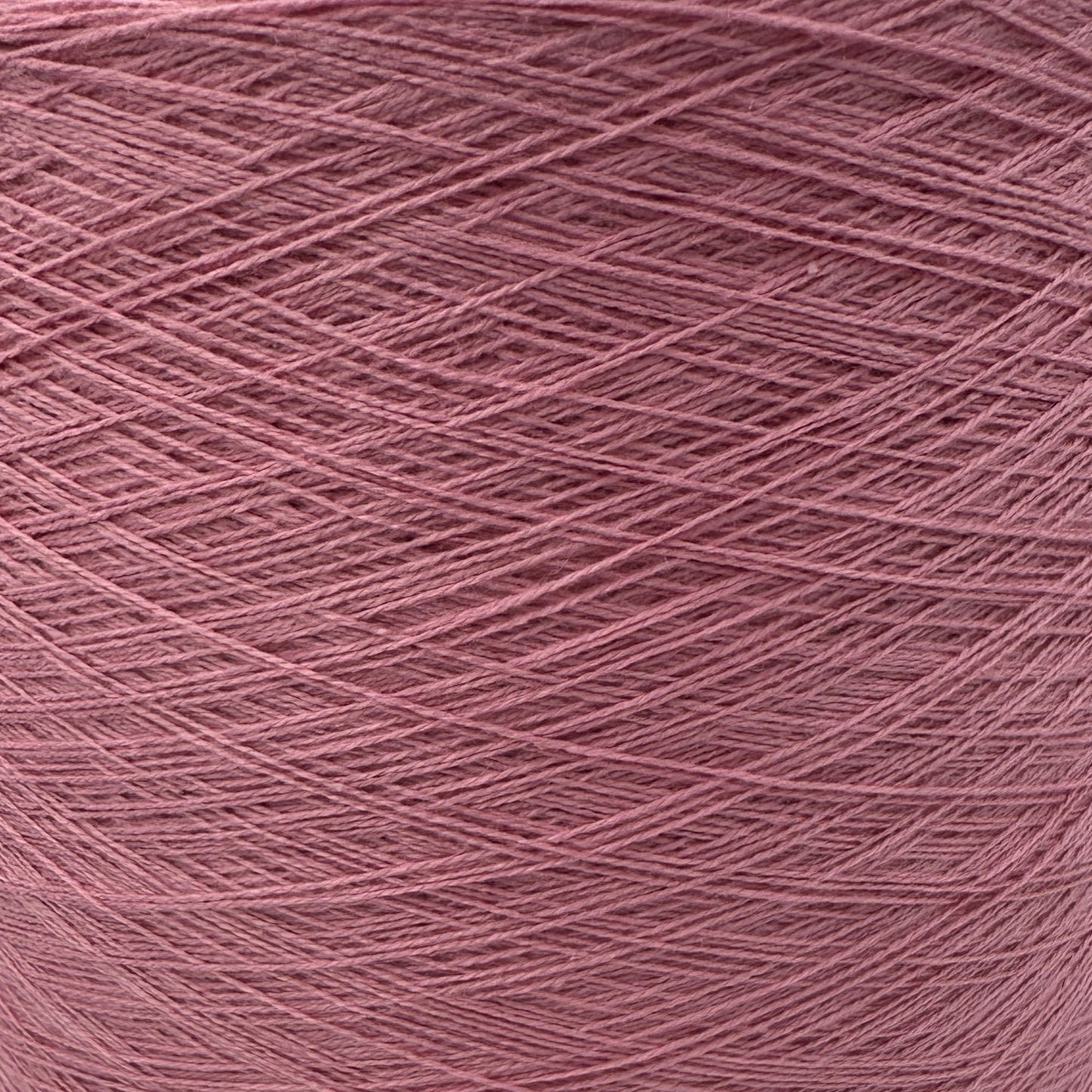Garnkone mit der Farbe Anemone, Bobbel Kone, Uni Farbe