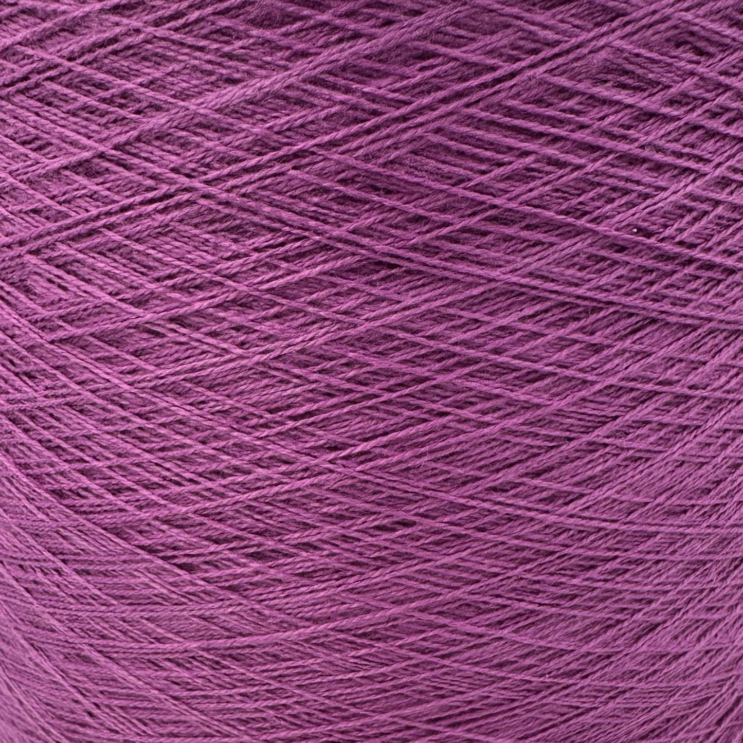 Garnkone mit der Farbe Beere Neu, Bobbel Kone, Uni Farbe