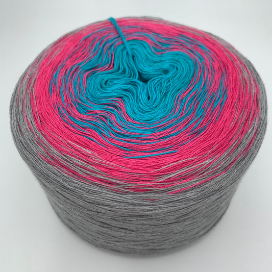 Farbverlauf Bobbel von innen nach aussen Türkis, dann Pink und Grau