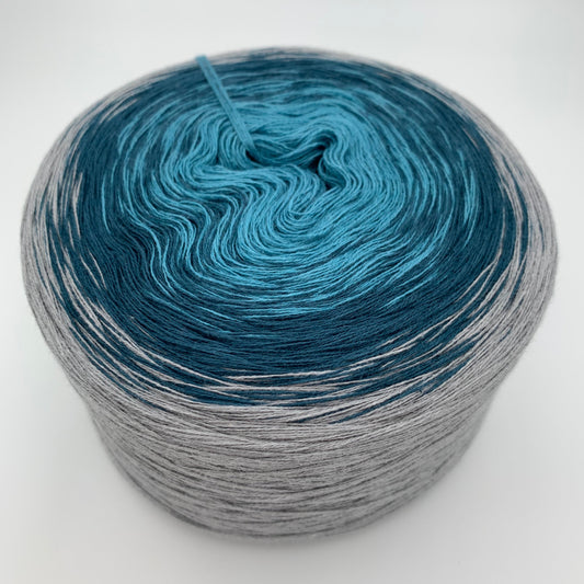 Farbverlauf Bobbel von innen nach aussen in Türkis über Petrol zu Hellgrau