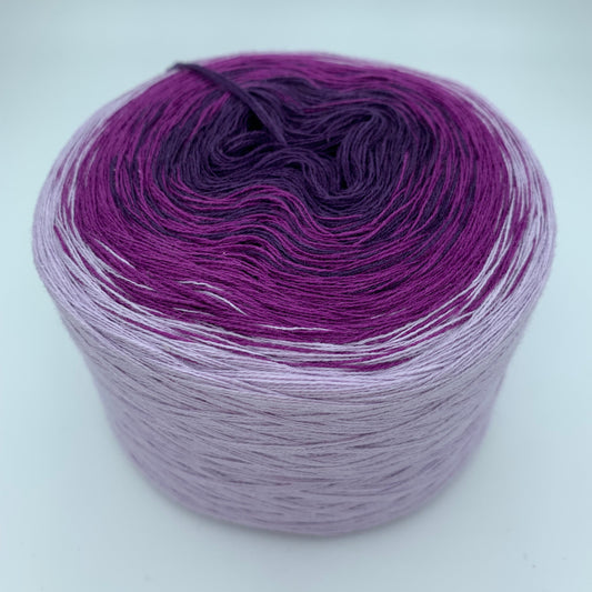 Farbverlauf Bobbel von innen nach aussen in heller werdenden Lila