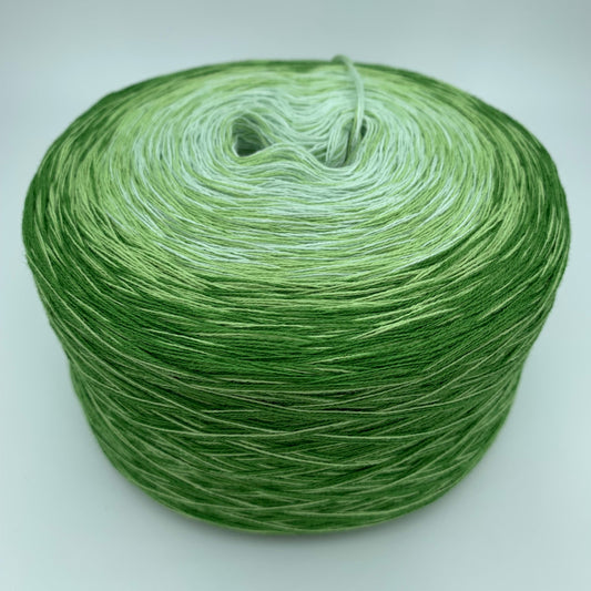 Farbverlauf Bobbel von innen nach aussen in dunkler werdenden Grüntönen