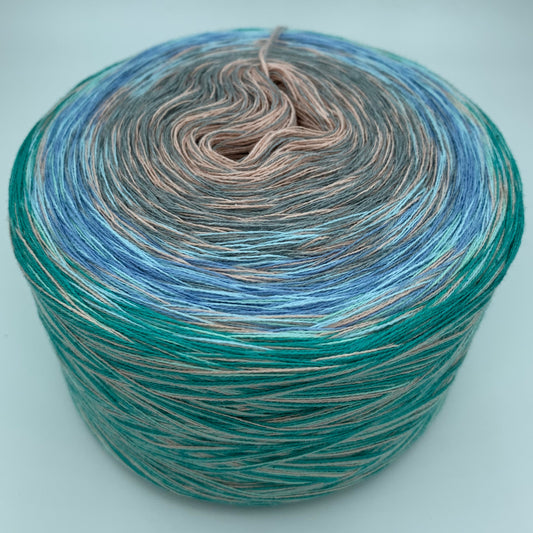 Farbverlauf Bobbel von innen nach aussen jeweils vorrangig in Creme, Grün, Blau und nochmal Grün