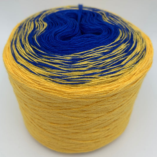 Farbverlauf Bobbel in Blau und Gelb, angelehnt an die Ukrainische Flagge