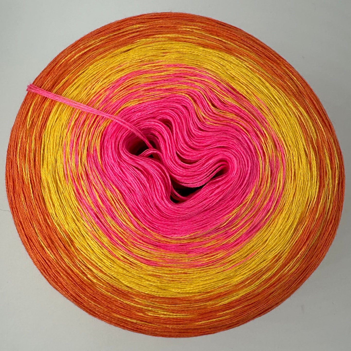 Farbverlauf Bobble von innen Pink nachfolgend Ocker und Orange