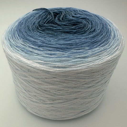 Farbverlauf Bobbel von innen nach aussen in heller werdenden Blautönen