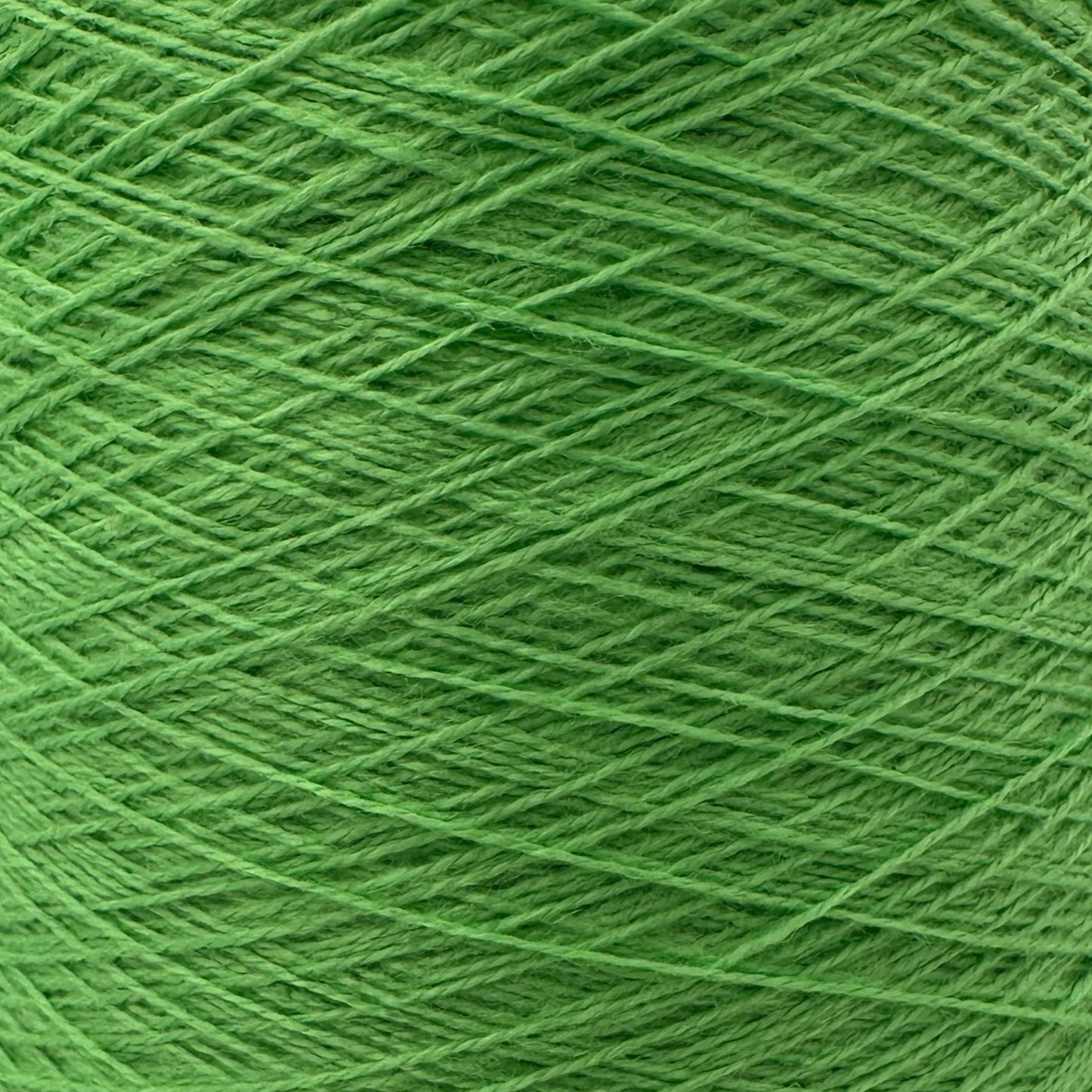 Garnkone mit der Farbe Froschgrün, Bobbel Kone, Uni Farbe