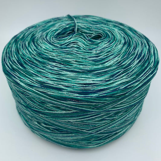 Mixi bzw. Melierter Bobbel in verschiedenen Grüntönen