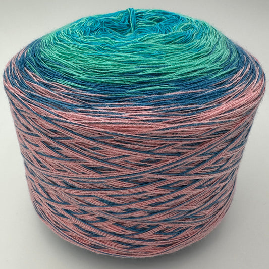 Modaler Farbverlauf von innen nach aussen Türkis, Grün, Blau und Rosa