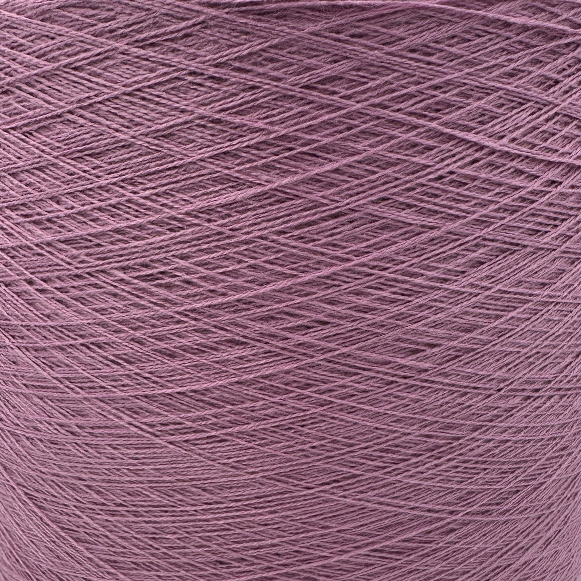 Garnkone mit der Farbe Amethyst, Bobbel Kone, Uni Farbe