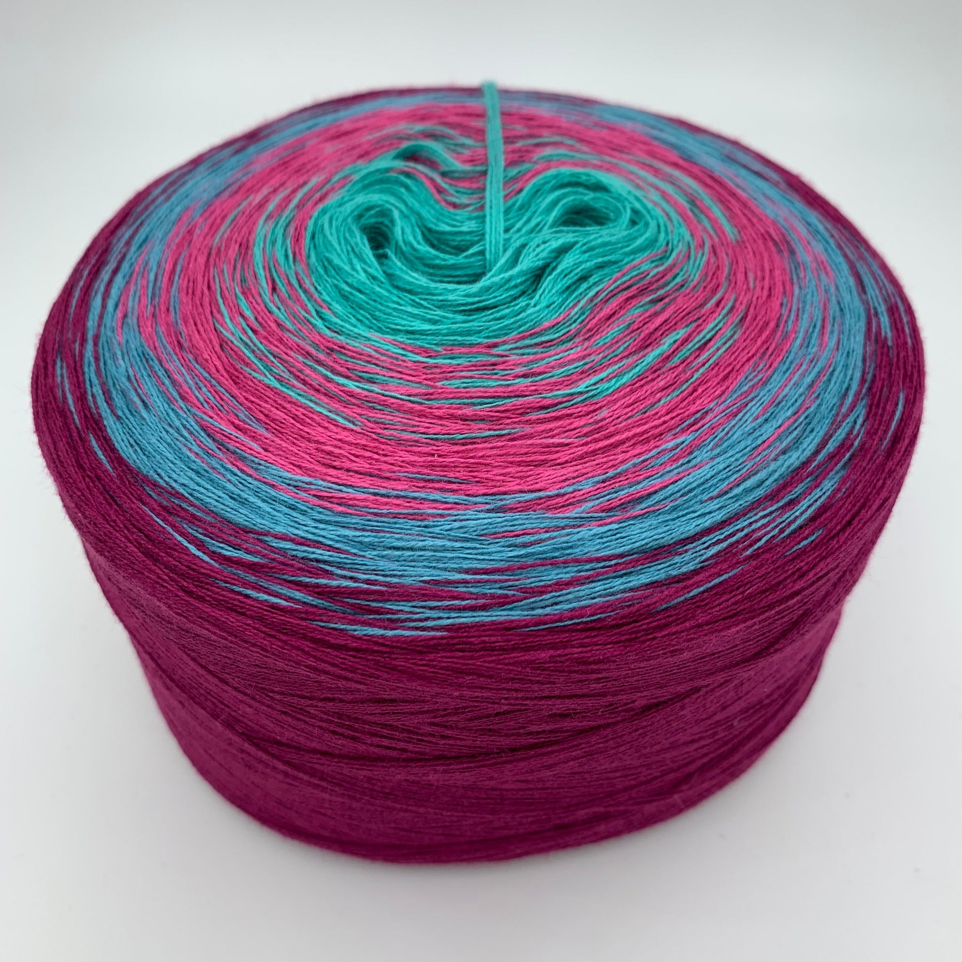 Farbverlauf Bobbel in verschiedenen Blau und Rottönen