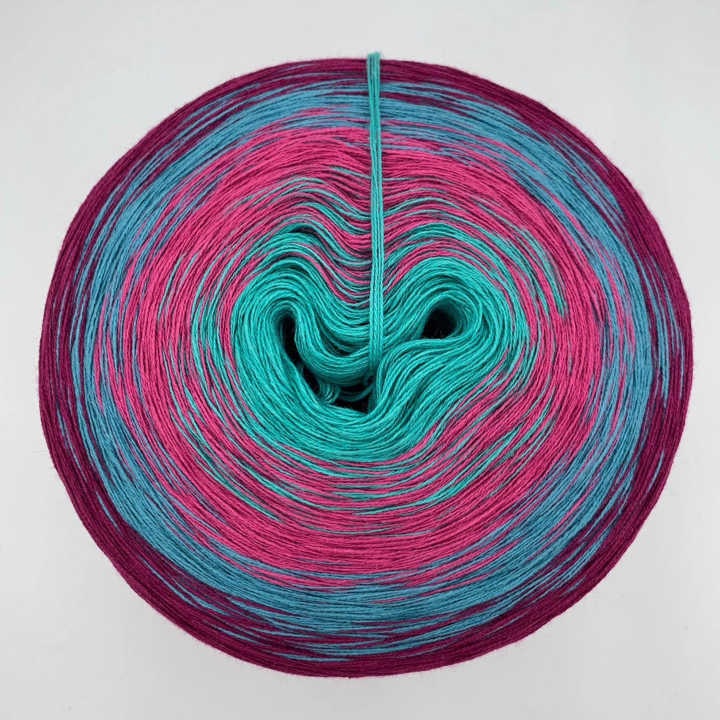 Farbverlauf Bobbel in verschiedenen Blau und Rottönen