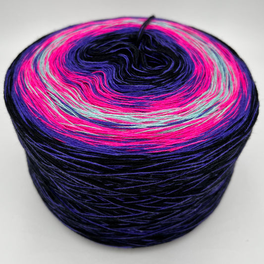 Farbverlauf Bobbel von innen nach aussen Lilatöne, Pink, Creme, Pink und Lilatöne