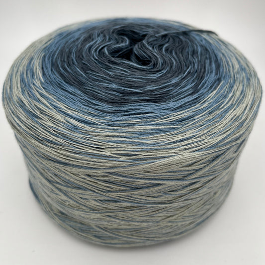 Farbverlauf Bobbel von innen nach aussen in Grau, Blau und Creme