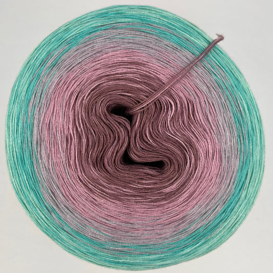 Farbverlauf Bobbel von innen nach aussen Dunkelrot, Rosa, Grau und Grüntöne