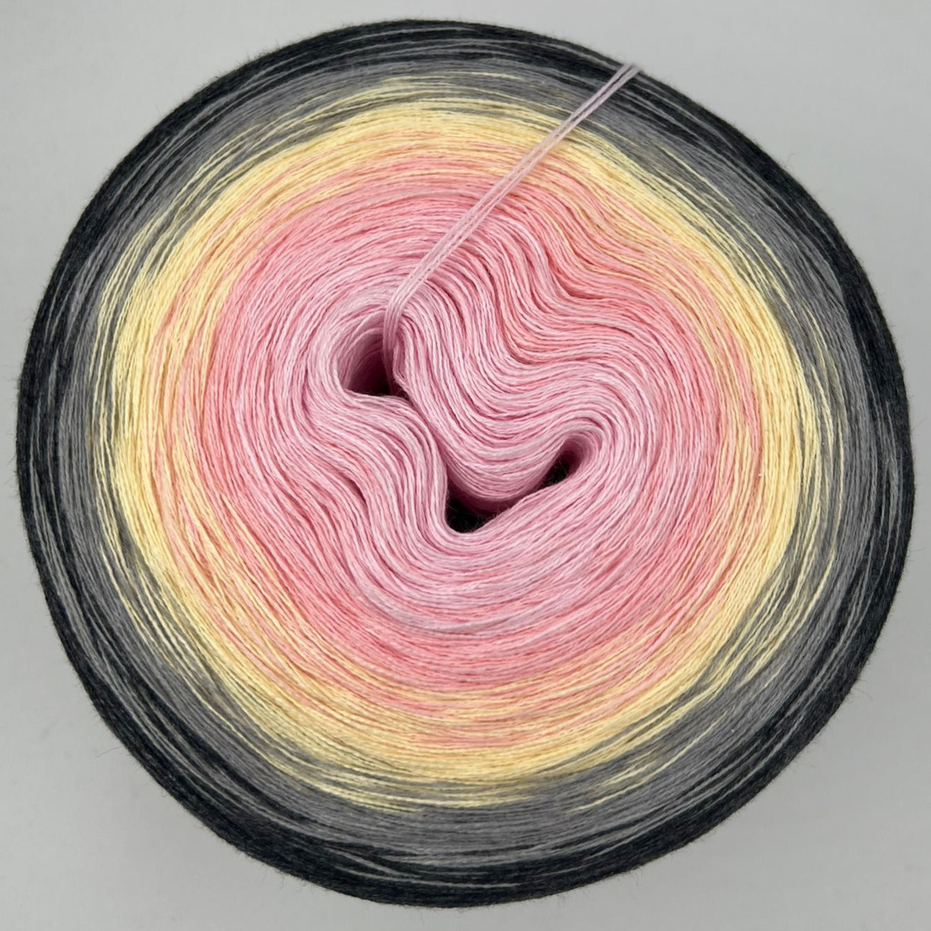 Farbverlauf Bobbel von innen Rosetöne, Gelb und Grautöne