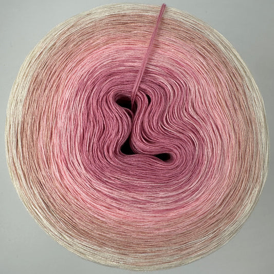 Farbverlauf Bobble von innen nach aussen in heller werdendne Rosatönen und Creme