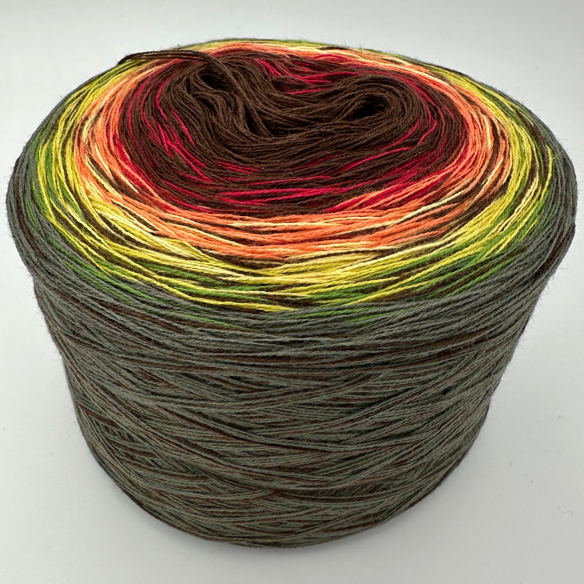 Farbverlauf Bobbel von innen nach aussen Braun, Rot, Orange, Gelb und Grüntöne