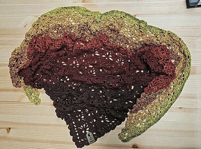 Fertiges Tuch des vorherigen Farbverlauf Bobbel