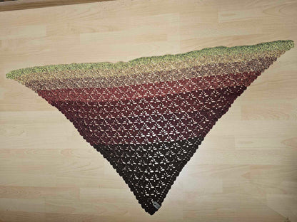 Fertiges Tuch des vorherigen Farbverlauf Bobbel