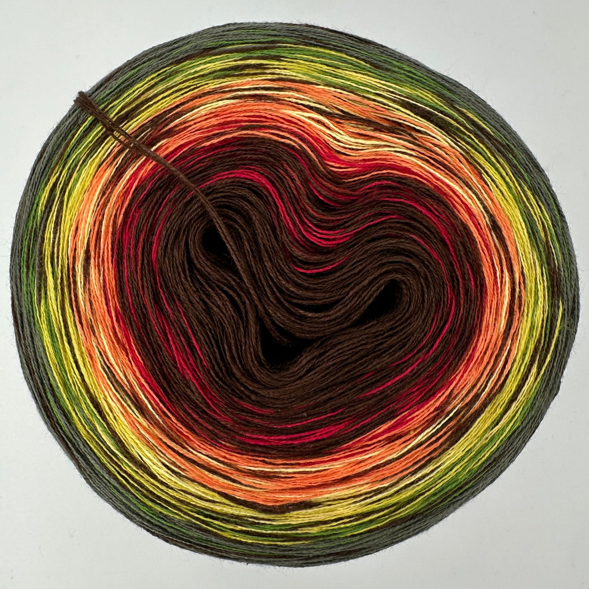 Farbverlauf Bobbel von innen nach aussen Braun, Rot, Orange, Gelb und Grüntöne