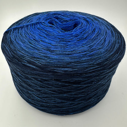 Farbverlauf Bobbel von innen nach aussen in dunkler werdenden Blautönen