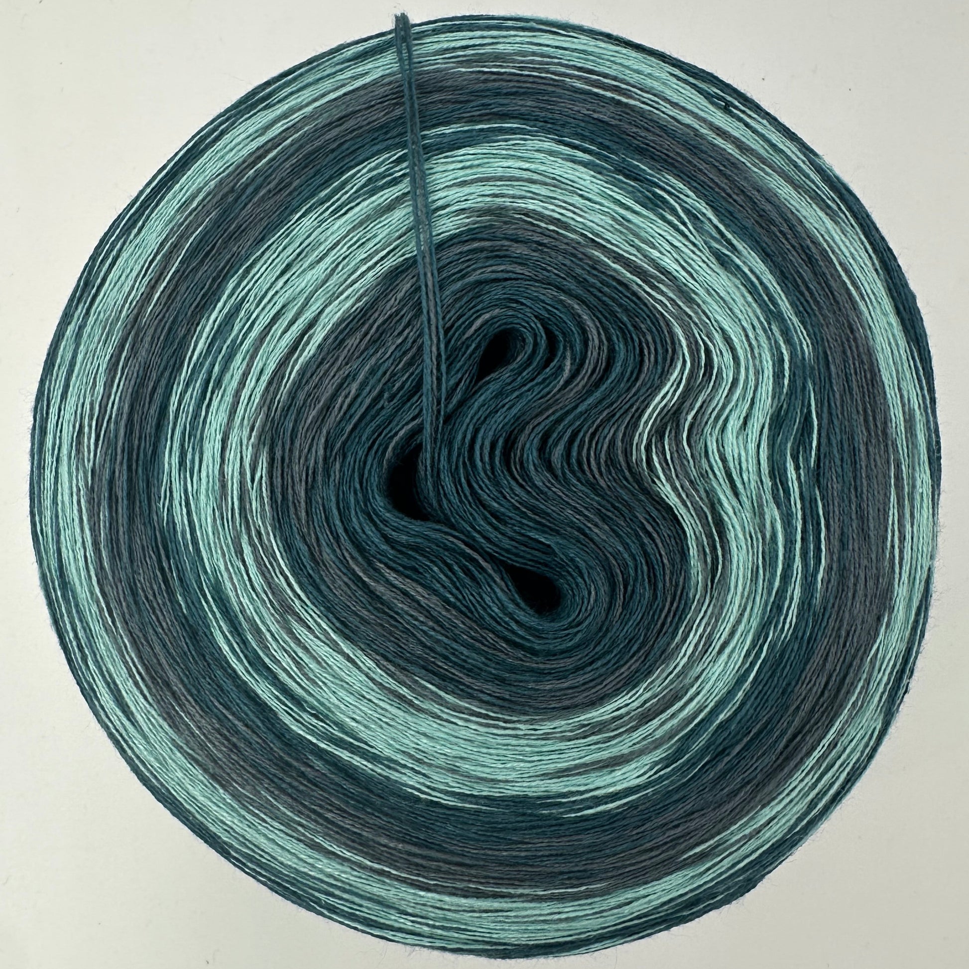 Farbverlauf Bobbel in einigen sich wiederholenden Grüntönen