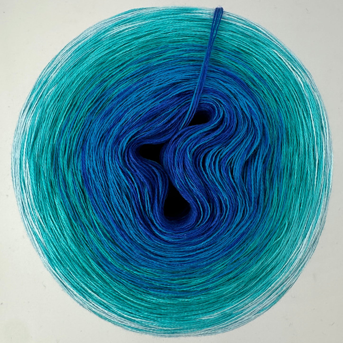 Farbverlauf Bobbel von innen nach aussen in heller werdenden Blautönen