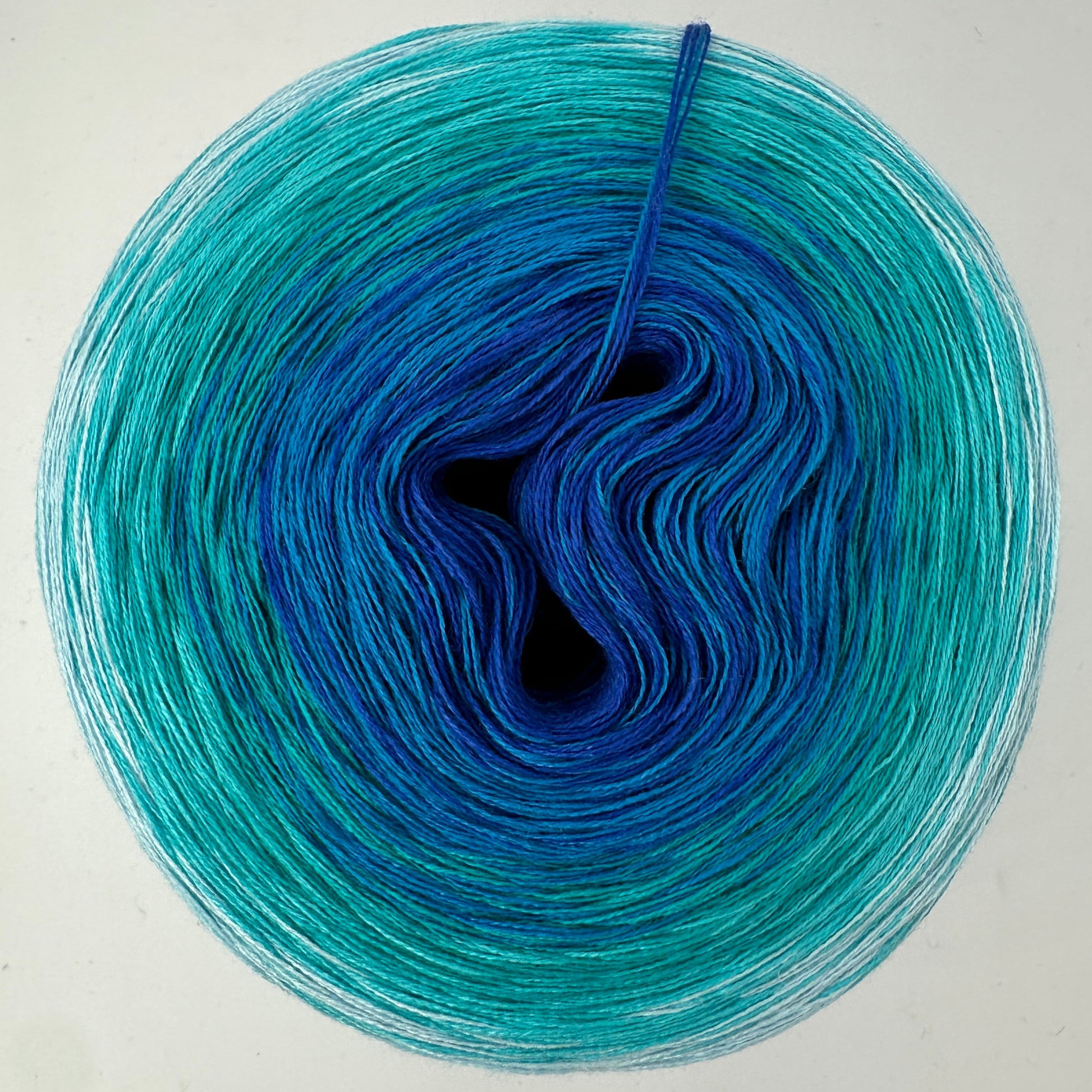 Farbverlauf Bobbel von innen nach aussen in heller werdenden Blautönen