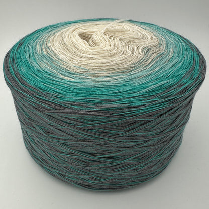 Farbverlauf Bobbel innen dunkler werdende Creme Farben gefolgt von dunkler werdende Grüntöne und aussen Grau