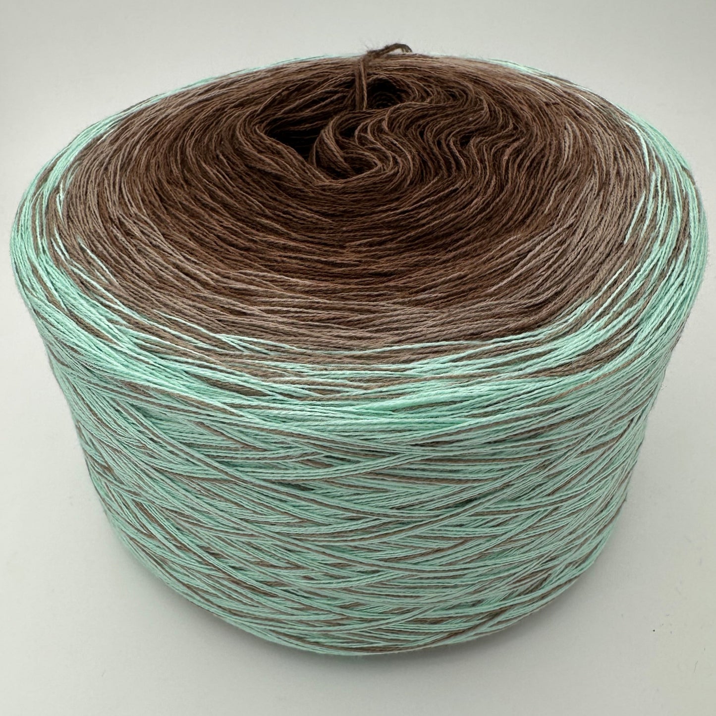 Farbverlauf Bobbel von innen nach aussen heller werdende Brauntöne und aussen Grün