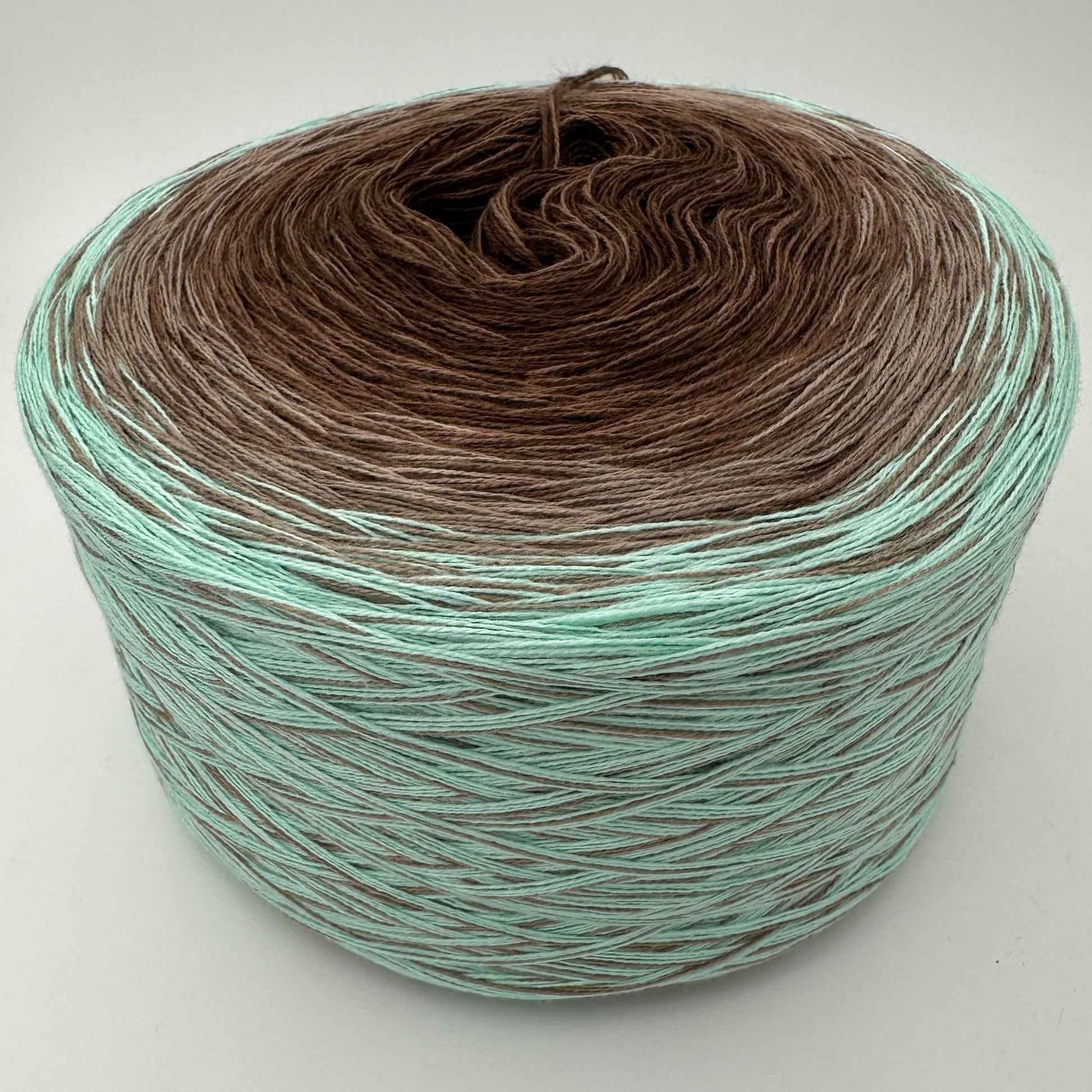 Farbverlauf Bobbel von innen nach aussen heller werdende Brauntöne und aussen Grün