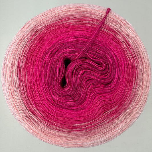 Farbverlauf Bobbel von innen nach aussen in heller werdenden Pink- und Rosatönen