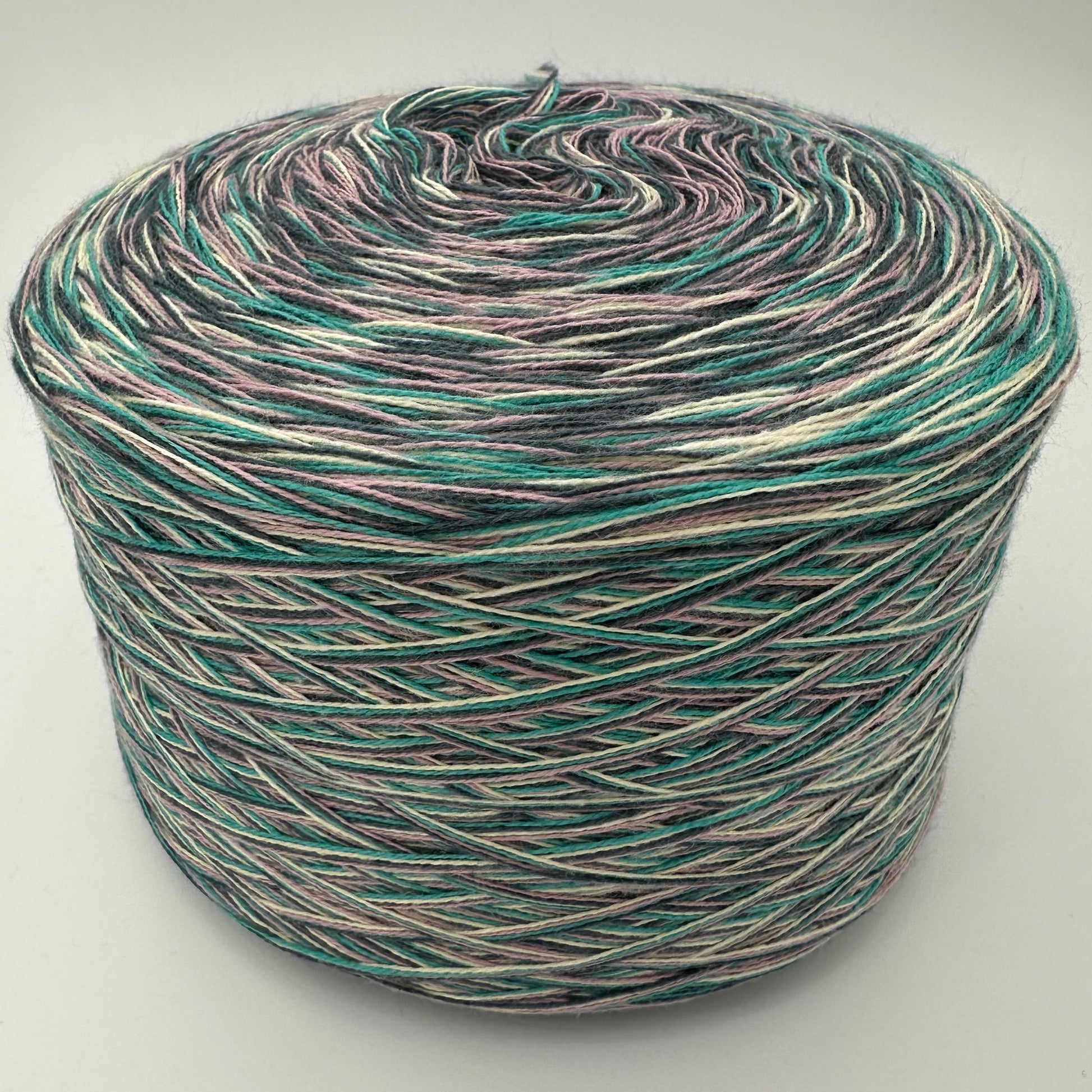 Melierter Bobbel bzw. Mixi in den Farben Quarz, Gelb, Grün und dunkelgrau