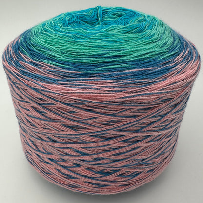 Modaler Farbverlauf von innen nach aussen Türkis, Grün, Blau und Rosa